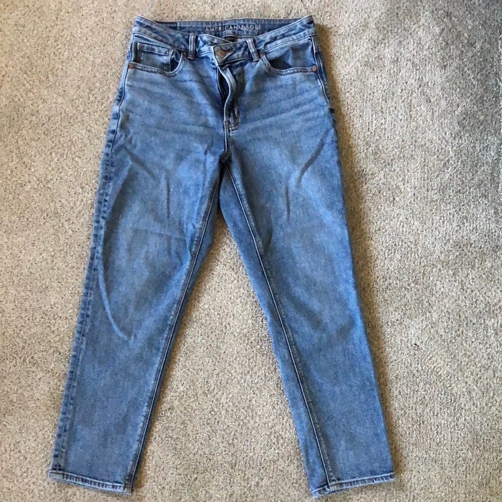 AE Mom Jean